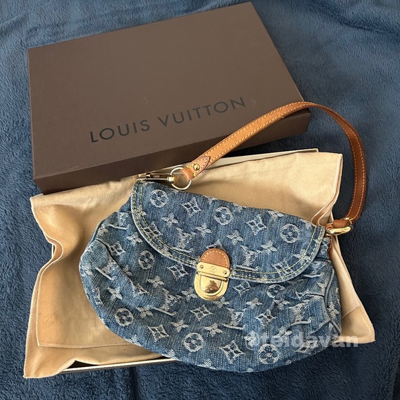 Authentic Louis Vuitton Denim Monogram Pleaty Bag (2005) - Picture 1 of 12